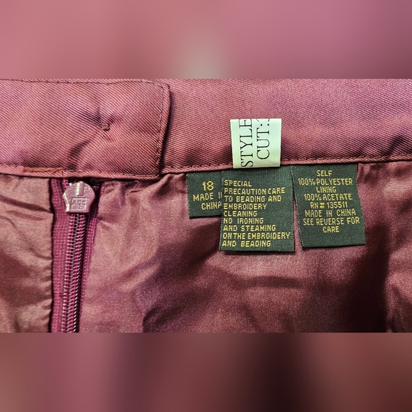 MOSHITA COUTURE 3 Piece Pink & Burgundy Ruffle Jewelled Beads Button Size 18W - Picture 6 of 16